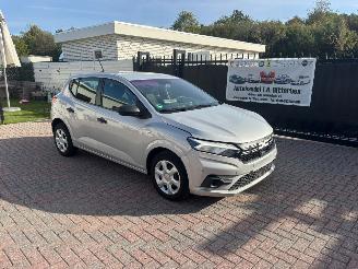 Coche accidentado Dacia Sandero BENZINE - KLIMA 2024/5
