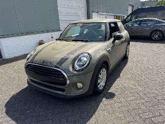 škoda osobní automobily Mini Cooper 1.5 Automaat Pano 2018/1