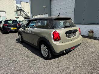 Mini Cooper 1.5 Automaat Pano picture 6