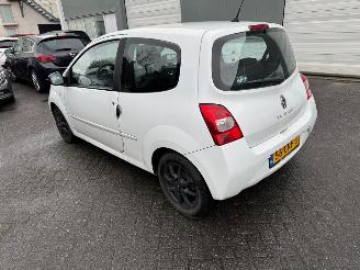 Renault Twingo 1.2-16V Dynamique picture 2