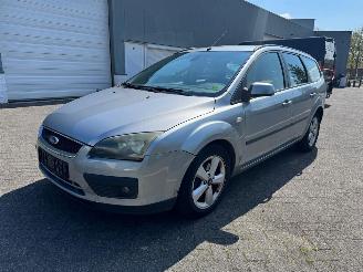 Vaurioauto  passenger cars Ford Focus 1.6-16V First Edition AUTOMAAT 2005/5