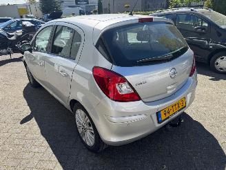 Opel Corsa 1.4-16V Cosmo picture 4