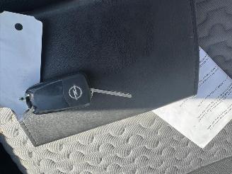 Opel Corsa 1.4-16V Cosmo picture 20