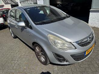 Opel Corsa 1.4-16V Cosmo picture 3
