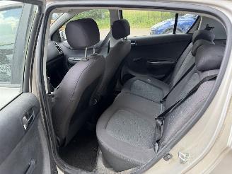 Hyundai I-20 1.2i DynamicVersion picture 8