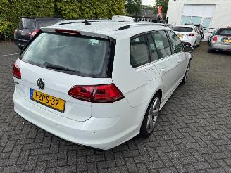 skadebil auto Volkswagen Golf 1.4 TSI Highline 2015/2