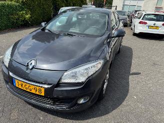 Schadeauto Renault Mégane 1.5 dCi Expression StartStop 2013/4