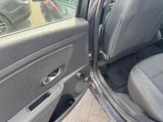 Renault Mégane 1.5 dCi Expression StartStop picture 12
