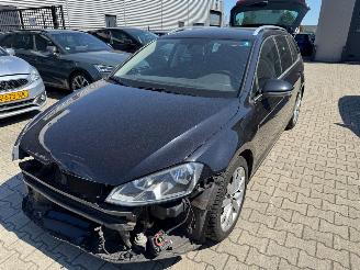 Coche accidentado Volkswagen Golf 1.2 TSI Business Edition 2014/12