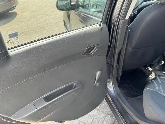Chevrolet Spark 1.0 16VLS Bi-Fuel picture 10