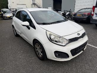 Kia Rio 1.2 CVVT Plus Pack picture 2