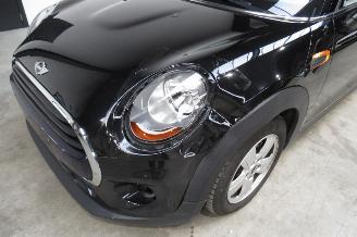 Mini Cooper SEDAN picture 8