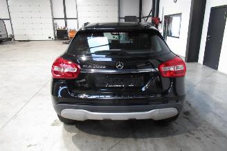 Mercedes GLA SEDAN picture 4