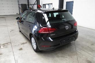 Volkswagen Golf TRENDLINE picture 3