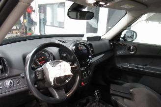 Mini Cooper SEDAN picture 16