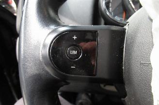 Mini Cooper SEDAN picture 25