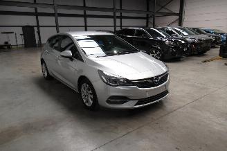 Opel Astra SEDAN picture 6