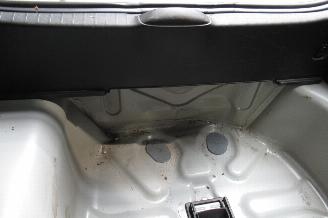Peugeot 208 SEDAN picture 11