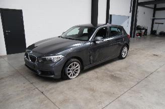 Vaurioauto  passenger cars BMW 1-serie SEDAN 2017/8