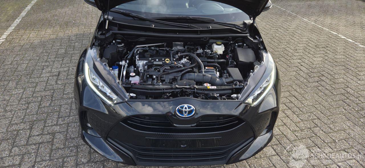 Toyota Yaris 1.5 Hybride* Automaat*Navigatie*touchscreen*LED*HeadUp*Camera*