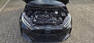 Toyota Yaris 1.5 Hybride* Automaat*Navigatie*touchscreen*LED*HeadUp*Camera* picture 2