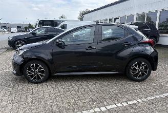 Toyota Yaris 1.5L VVTi 130 Co 95Gr * LED*HeadUp*Trekhaak*Navigatie*Keyless* picture 2
