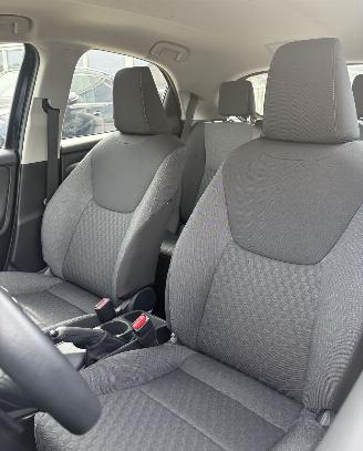 Toyota Yaris 1.5L VVTi 130 Co 95Gr * LED*HeadUp*Trekhaak*Navigatie*Keyless* picture 10