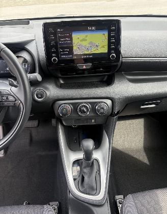 Toyota Yaris 1.5L VVTi 130 Co 95Gr * LED*HeadUp*Trekhaak*Navigatie*Keyless* picture 12