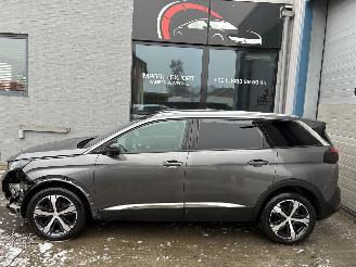 Avarii autoturisme Peugeot 5008 PEUGEOT 5008 1.5D 2023 7 ZIT 2023/5