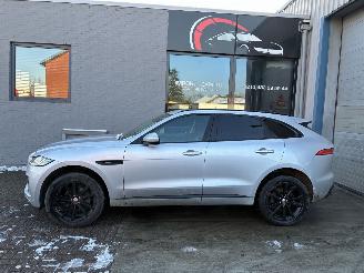 uszkodzony samochody osobowe Jaguar F-Pace JAGUAR F-FACE R 2.0d AWD 2020 2020/1
