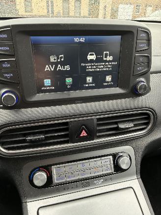 Hyundai Kona HYUNDAI KONA 2021 ELEK 39kw picture 16