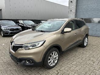 Vaurioauto  passenger cars Renault Kadjar RENAULT KADJAR 1.6D 2016 2016/6