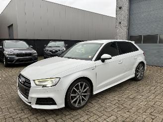 Unfallwagen Audi A3 AUDI A3 1.6TDI DSG 2018 S LINE 2018/12