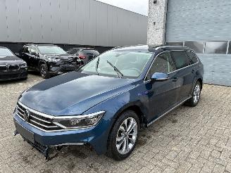 Schadeauto Volkswagen Passat VW PASSAT GTE 2023 2023/9