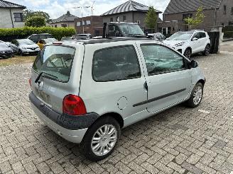 Renault Twingo RENAULT TWINGO 1.1 2006 picture 5