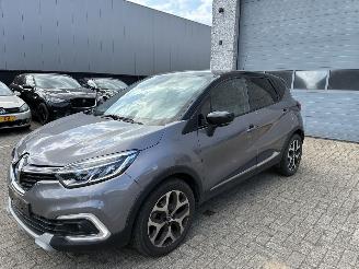uszkodzony samochody osobowe Renault Captur RENAULT CAPTUR 1.3I AUTOMAAT 2019 2019/6