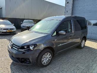 Vaurioauto  passenger cars Volkswagen Caddy VW CADDY 2.0TDI 2019 2019/10