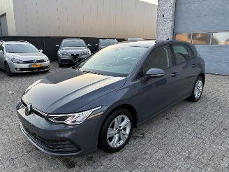Schadeauto Volkswagen Golf VW GOLF 8 2.0TDI 2021 2021/8
