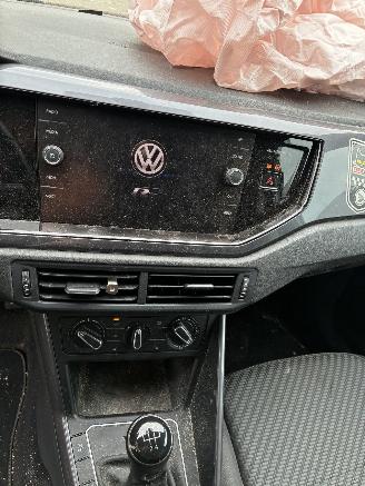 Volkswagen Polo VW POLO 1.0I 2019 R LINE picture 18
