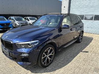 krockskadad bil auto BMW X5 BMW X5 45e 2020 2020/10