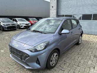 Schadeauto Hyundai I-10 HYUNDAI I10 2024 2024/5