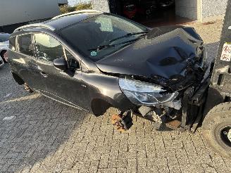 Renault Clio RENAULT CLIO 0.9TCE 2017 SLOOP picture 5