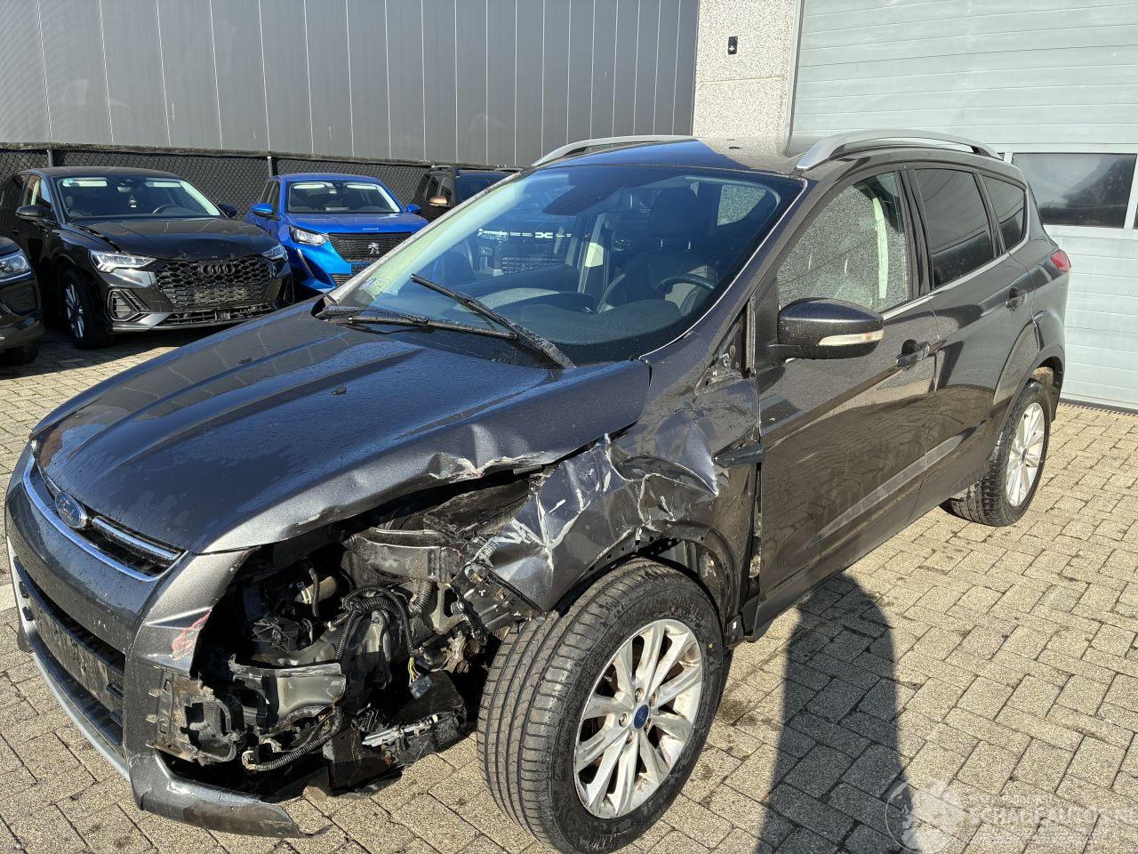 Ford Kuga FORD KUGA 1.5I 2016