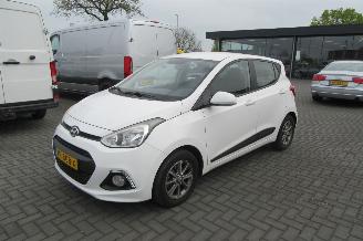 Hyundai I-10 Motion Comfort Automaat picture 2