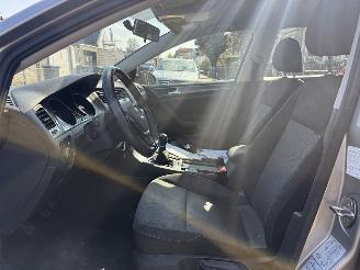 Volkswagen Golf 1.0 TSI  Bluemotion NAP picture 14