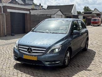 Coche accidentado Mercedes B-klasse B180 NAP NL AUTO 2013/1