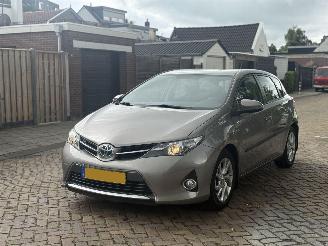 Schadeauto Toyota Auris 1.8 Hybrid Aspiration 2013/1