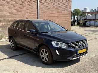 Schadeauto Volvo Xc-60 2.0 D3 FWD AUTOMAAT 2016/1