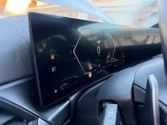 BMW 3-serie 320e M PAKKET New model! picture 25