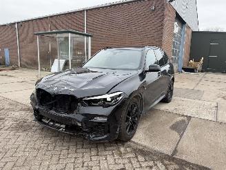 Damaged car BMW X5 45e M PAKKET 210 KW X DRIVE! 2020/1